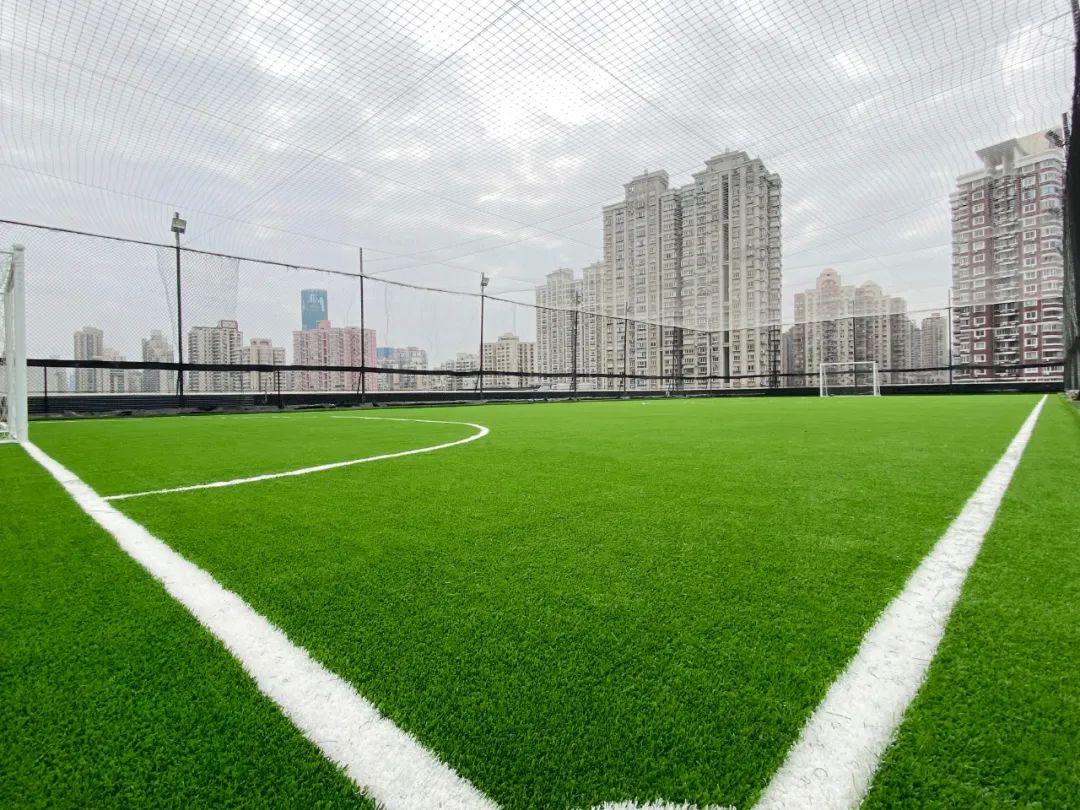 鼓励各地建设灵活适用的非标准足球场地